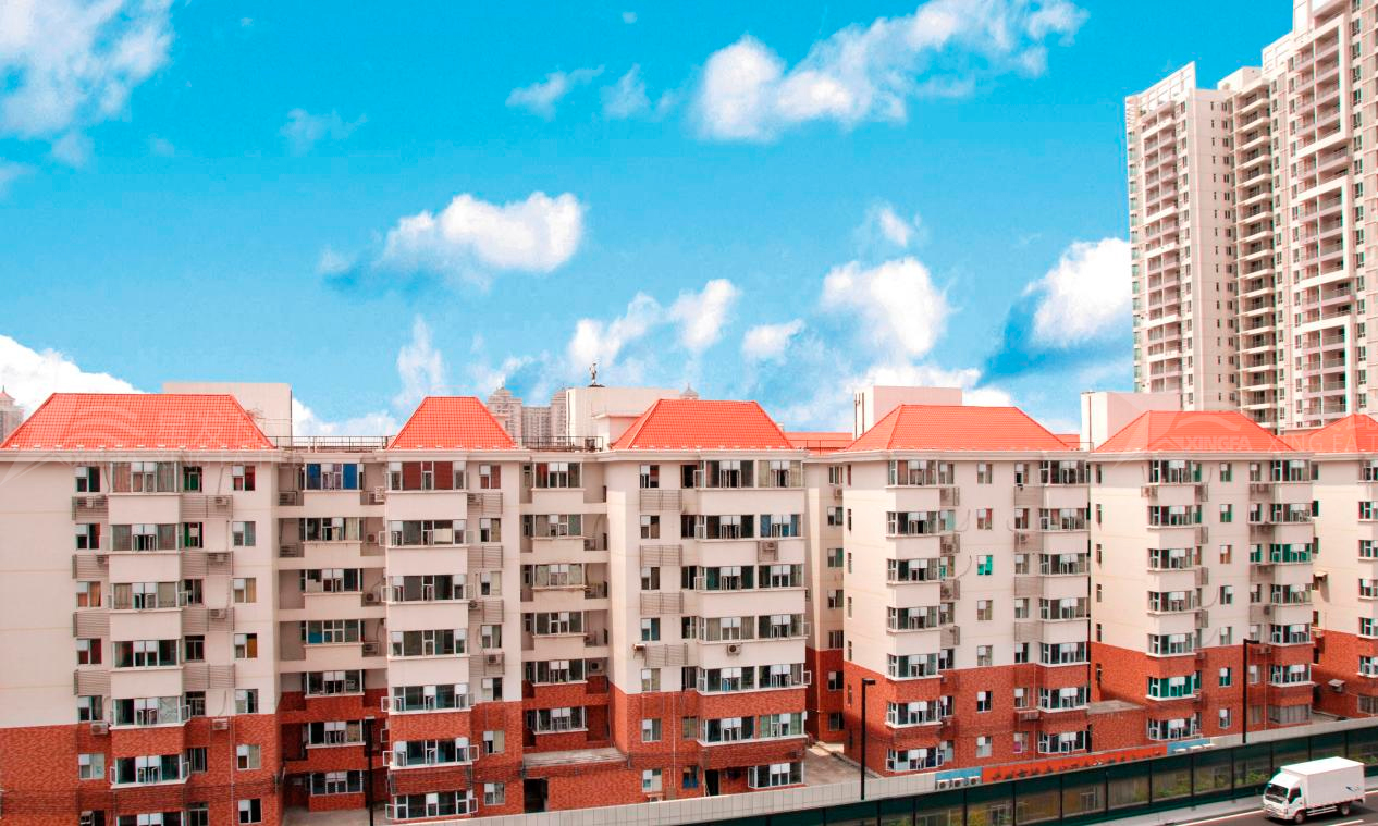 平改坡工程用合成樹脂瓦的優(yōu)勢，不僅僅是提升城市形象那么簡單！